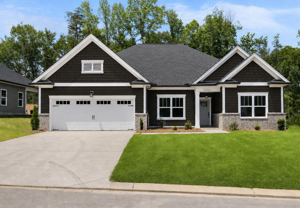 196 Winchester Drive # 18, Rossville, GA 30741