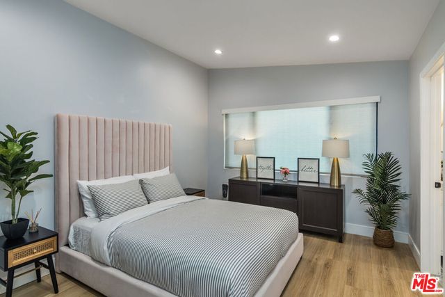 4821 Heaven Avenue, Los Angeles, CA 91364
