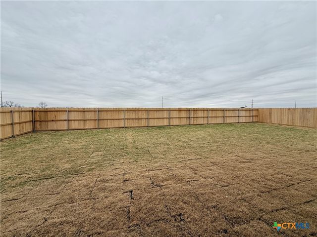 224 Desert Holly Drive, Temple, TX 76502