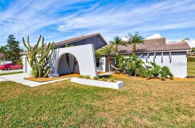 3982 KINGSTON DRIVE, Sarasota, FL 34238