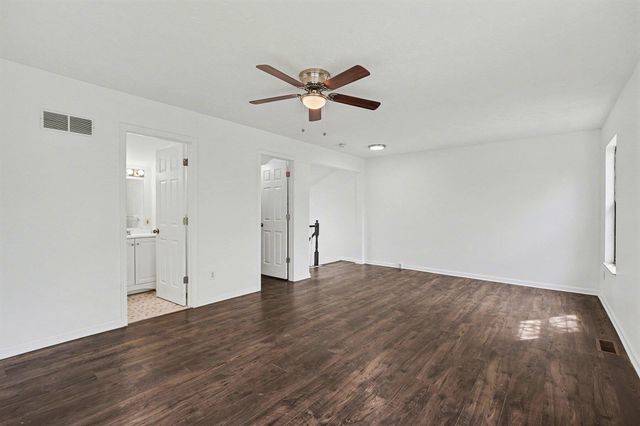 206 Creekstone Court, Cold Spring, KY 41076