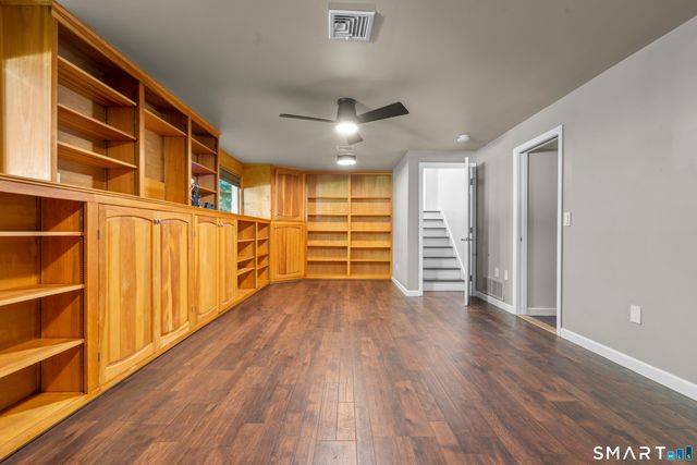 45 Edwards Road, Bethany, CT 06524