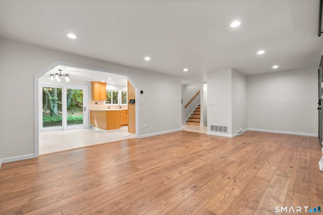 45 Edwards Road, Bethany, CT 06524