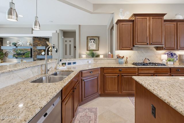 27005 W YUKON Drive, Buckeye, AZ 85396