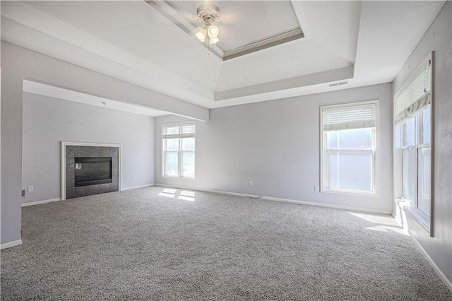 21516 W 99th Street, Lenexa, KS 66220