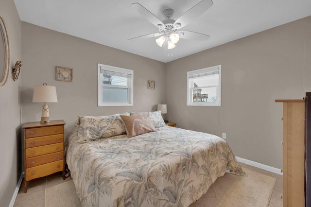 15 S PORTLAND DR, Tuckerton, NJ 08087