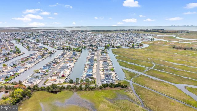 15 S PORTLAND DR, Tuckerton, NJ 08087