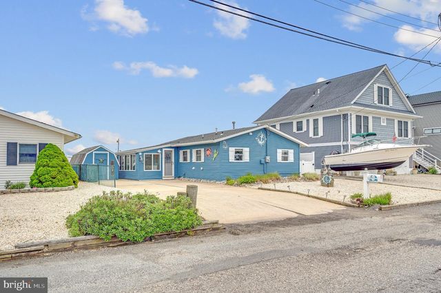15 S PORTLAND DR, Tuckerton, NJ 08087