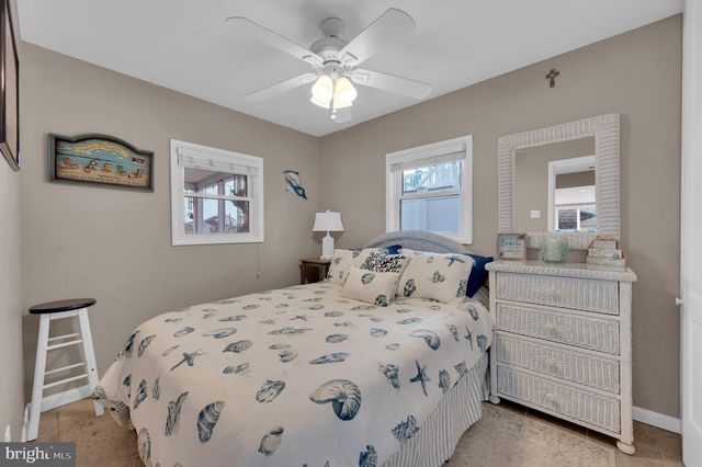 15 S PORTLAND DR, Tuckerton, NJ 08087