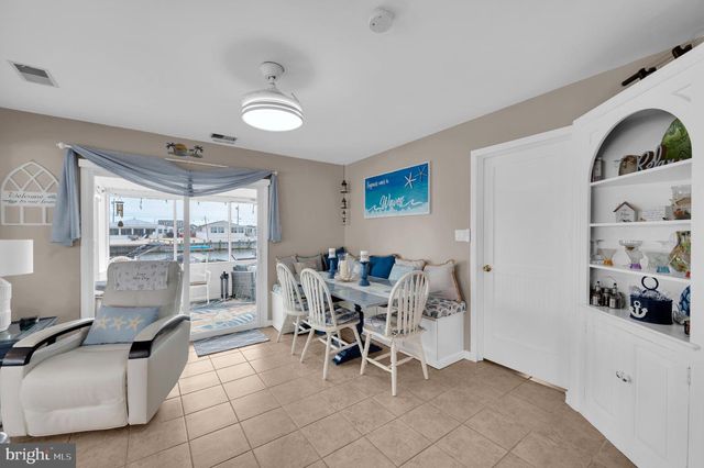 15 S PORTLAND DR, Tuckerton, NJ 08087