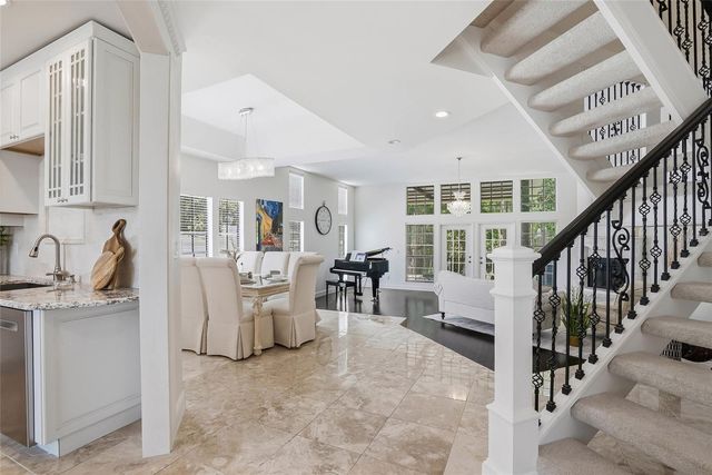18740 WIMBLEDON CIRCLE, Lutz, FL 33558
