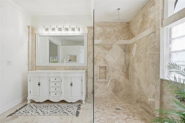18740 WIMBLEDON CIRCLE, Lutz, FL 33558