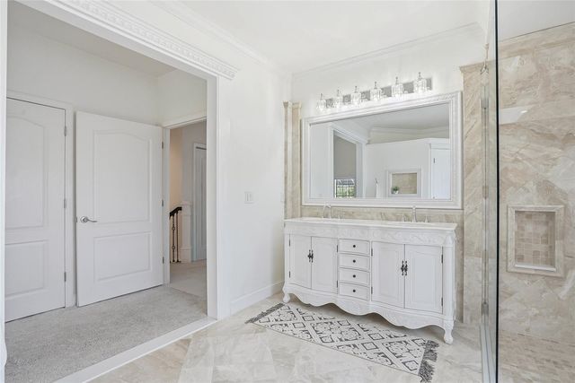 18740 WIMBLEDON CIRCLE, Lutz, FL 33558