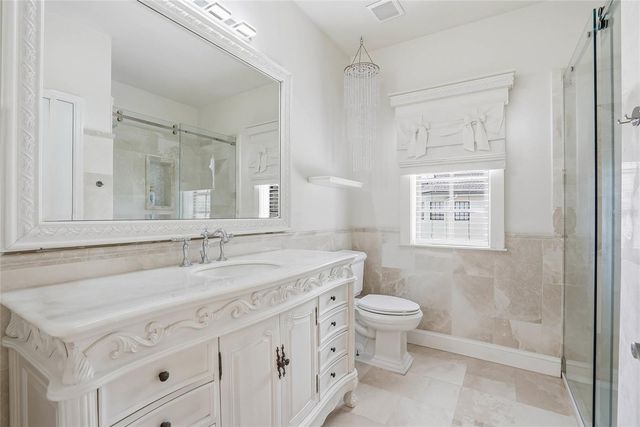 18740 WIMBLEDON CIRCLE, Lutz, FL 33558