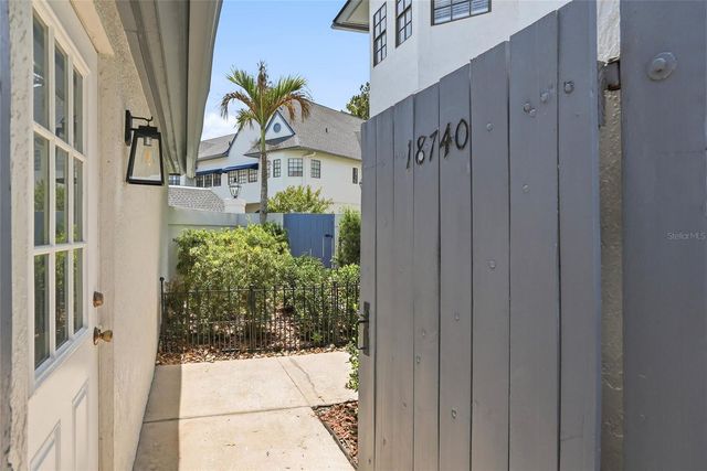 18740 WIMBLEDON CIRCLE, Lutz, FL 33558
