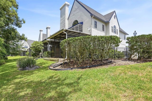 18740 WIMBLEDON CIRCLE, Lutz, FL 33558