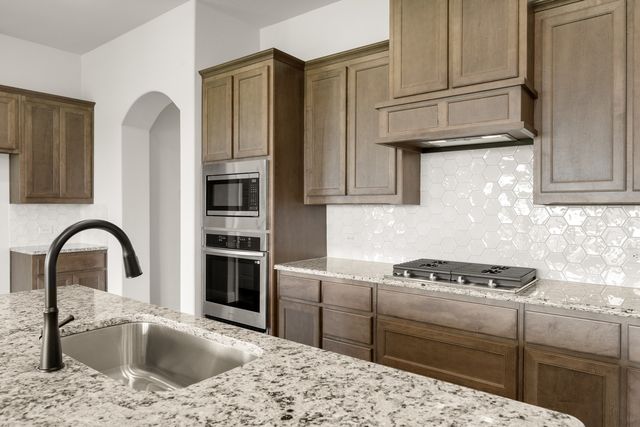 373 Paddle Boat Drive, Granbury, TX 76049