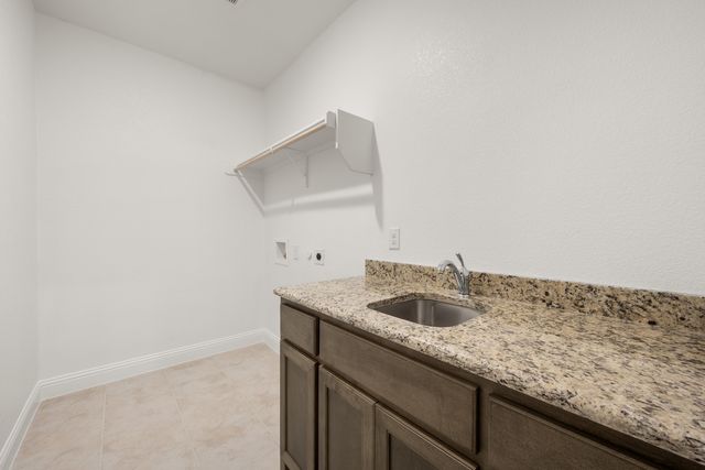 373 Paddle Boat Drive, Granbury, TX 76049