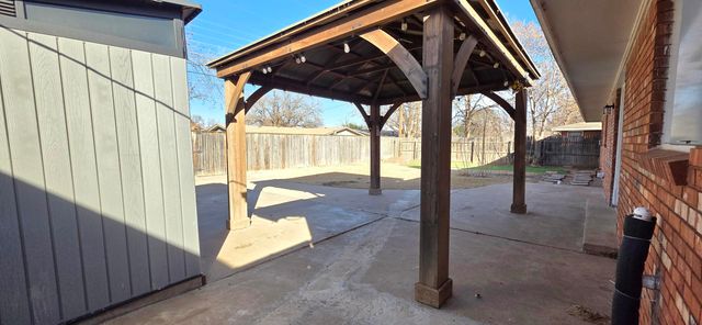 5430 8th Street, Lubbock, TX 79416