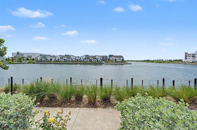 5351 BRIDGE STREET 38, Tampa, FL 33611