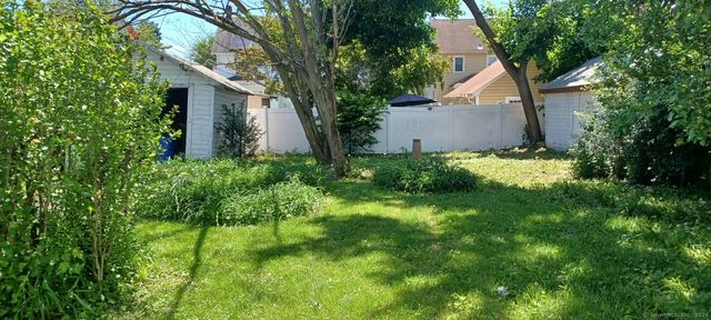 25 Richard Road, East Hartford, CT 06108