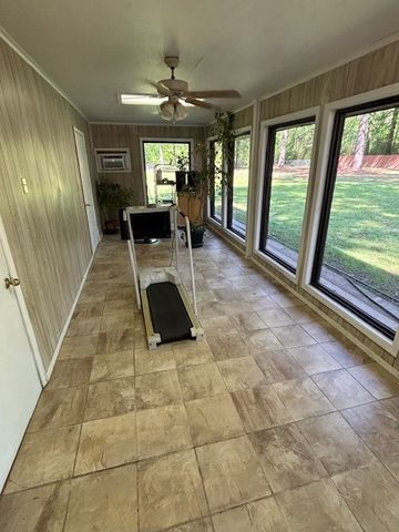 7985 N Lakeshore Drive, Shreveport, LA 71107