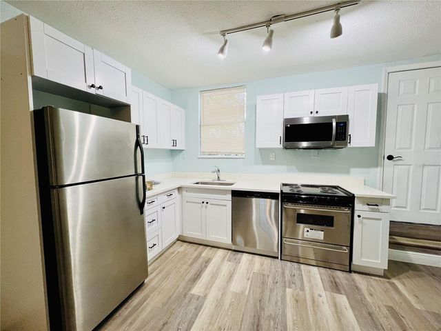 1630 HARBOR DRIVE, Clearwater, FL 33755