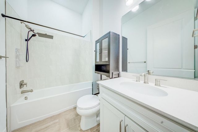 10562 Northbrook Circle, Palm Beach Gardens, FL 33412
