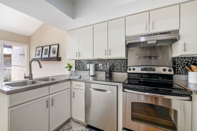 18040 Midway Road 160, Dallas, TX 75287
