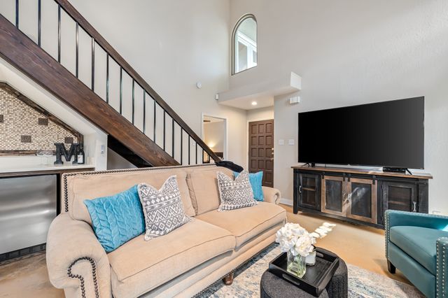 18040 Midway Road 160, Dallas, TX 75287