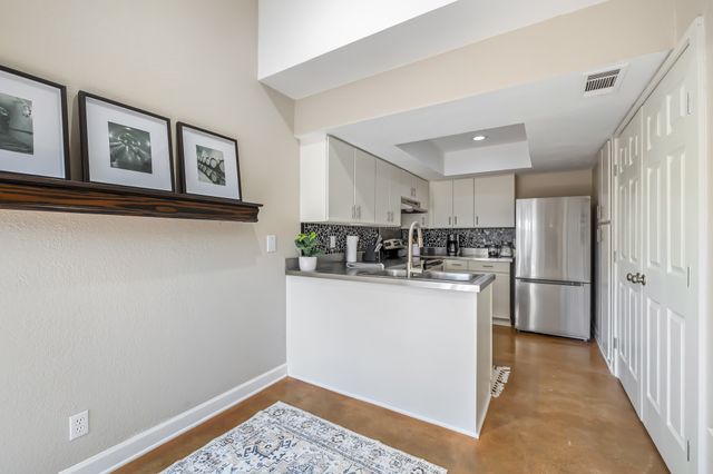 18040 Midway Road 160, Dallas, TX 75287
