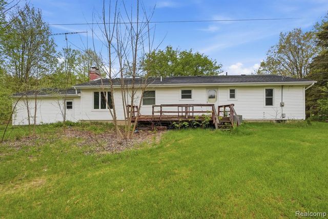 396 Plum Creek Road, Lapeer, MI 48446