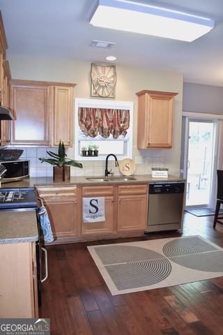 1226 Castleberry Drive, Buford, GA 30518