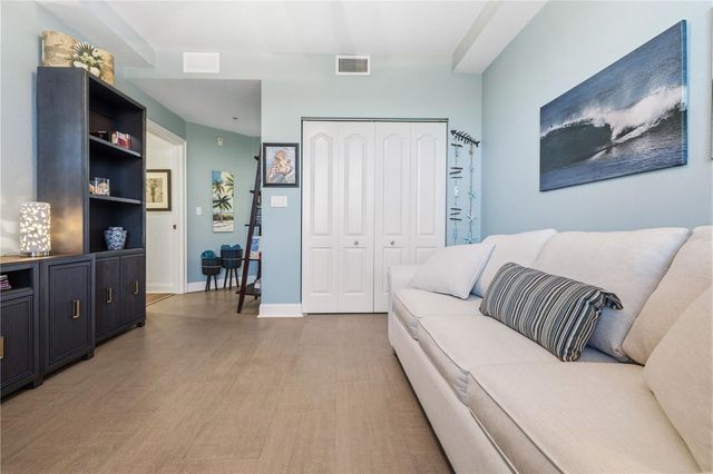 750 4TH AVENUE S 403C, St Petersburg, FL 33701