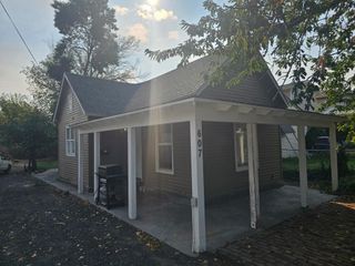 607 S Hatch St, Spokane, WA 99202