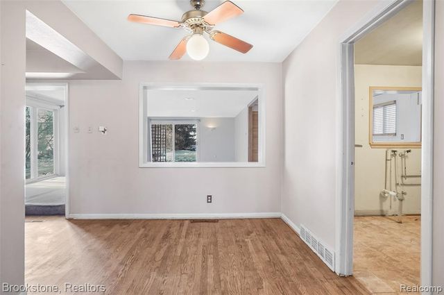 18869 Nola Street, Livonia, MI 48152