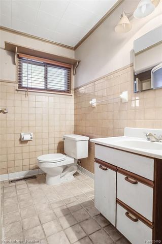 18869 Nola Street, Livonia, MI 48152