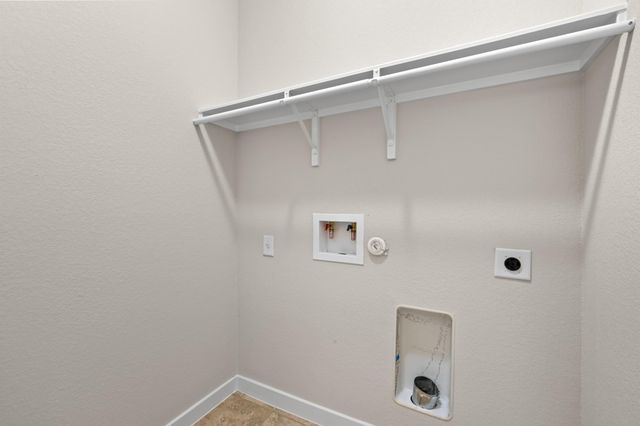 2101 Rivers Edge WAY 32, Austin, TX 78741