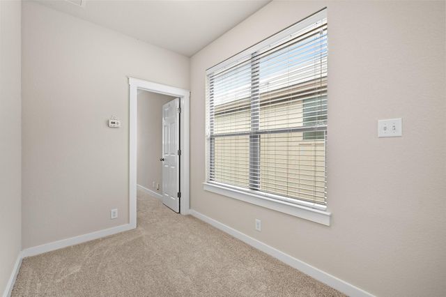 2101 Rivers Edge WAY 32, Austin, TX 78741