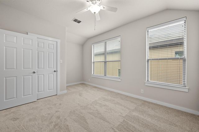 2101 Rivers Edge WAY 32, Austin, TX 78741