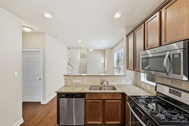 2101 Rivers Edge WAY 32, Austin, TX 78741