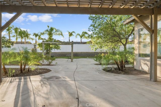 41733 Hollister, Murrieta, CA 92562
