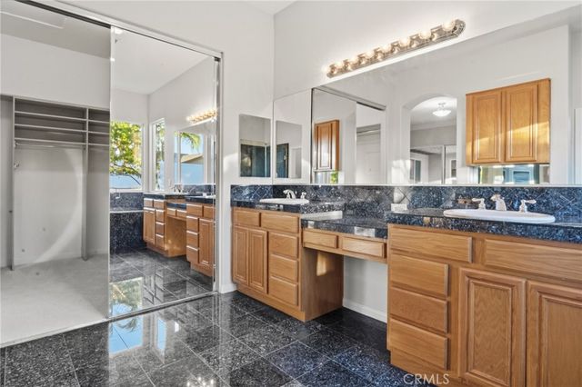 41733 Hollister, Murrieta, CA 92562
