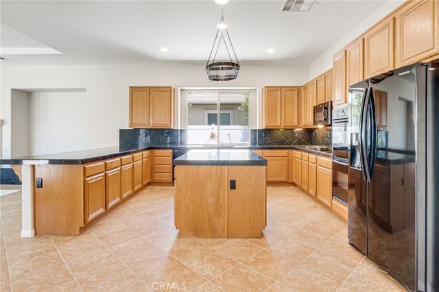 41733 Hollister, Murrieta, CA 92562