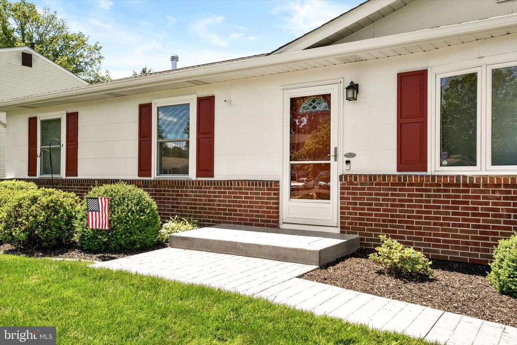 11 LILAC DR, EWING, NJ 08638 — photo 2