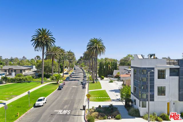 11900 Washington Place, Los Angeles, CA 90066