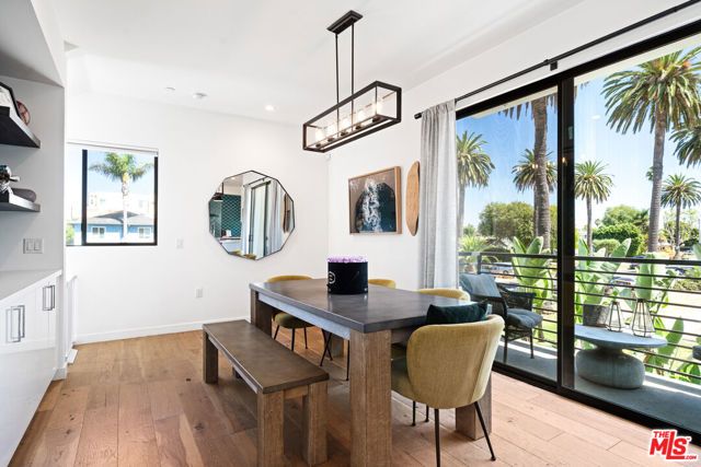 11900 Washington Place, Los Angeles, CA 90066