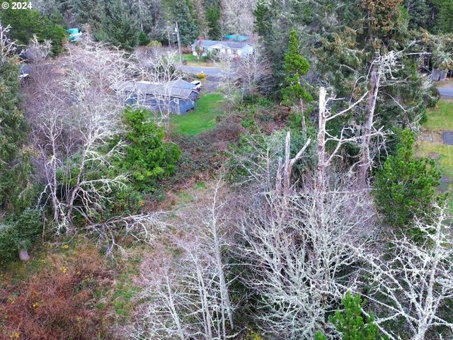 285 xx U St, Ocean Park, WA 98640