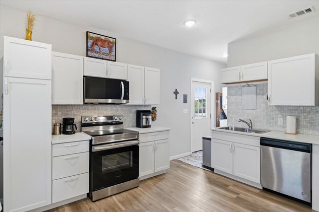 838 W Quitman Street, Emory, TX 75440