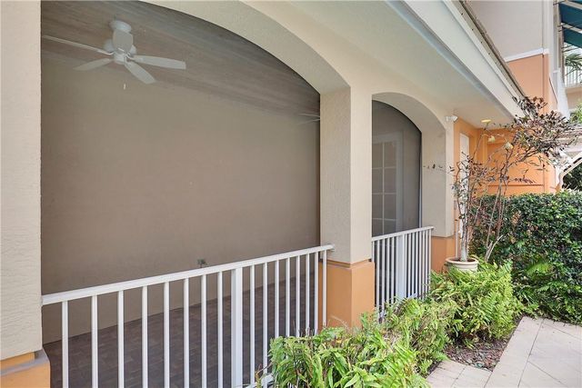 180 NE 6th Avenue F, Delray Beach, FL 33483